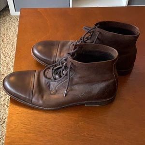 Frye Men’s Cap Toe Lace-Up Boot